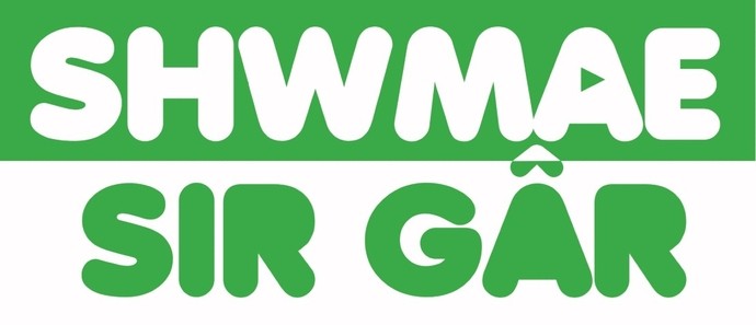 A logo of Shwmae Sir Gâr