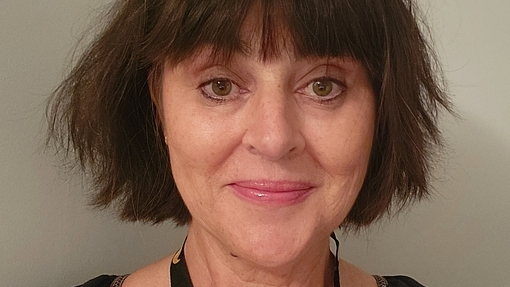 Cerys Davies Headshot