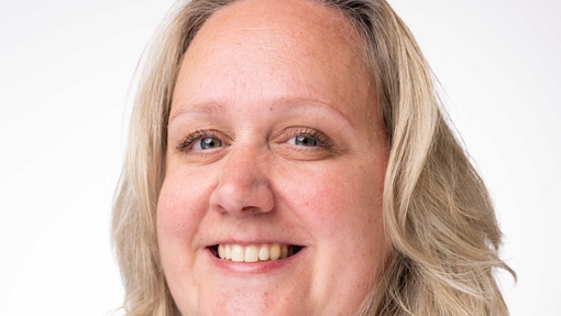 Katie Gardner Headshot