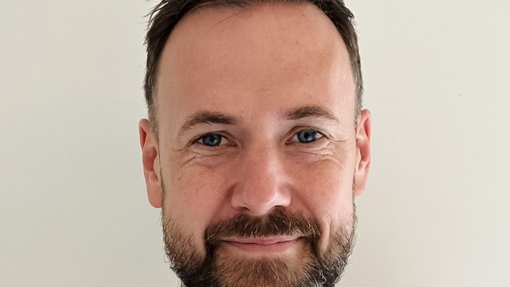 Laurence Thomas Headshot