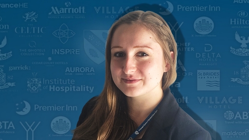 Lisa-Marie Bassler Headshot