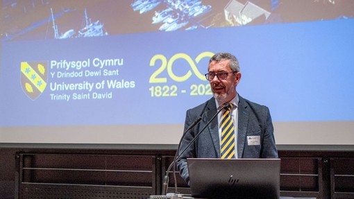 Professor Ian Walsh addresses the conference.