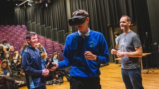 A student tries out a VR headset.