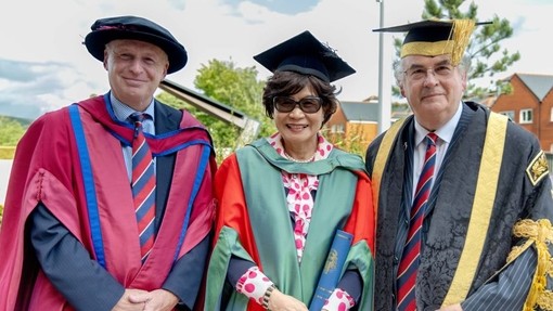 Dr Jeremy Smith, Judy Chen Hsieh a Medwin Hughes.