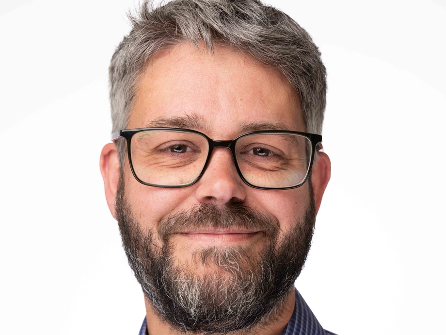 Dave Stacey Headshot