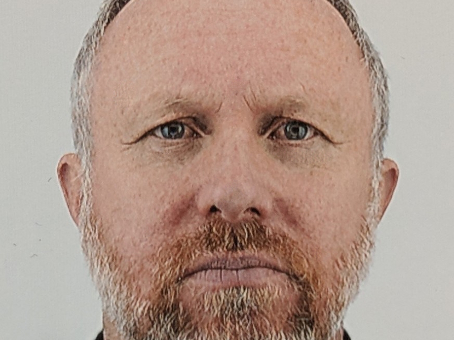 Robert Jones headshot