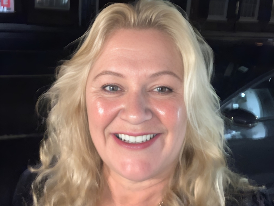 Wendy Stacey-Alidina headshot