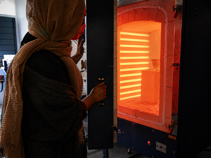 glass kiln room 