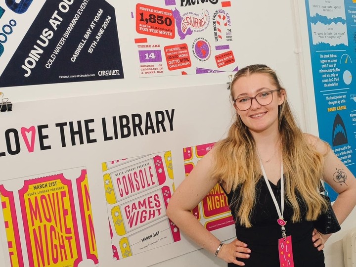 Erin in the art show