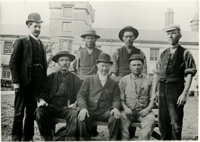 an image of groundsmen that were working in Lampeter during the 1920s and 30s