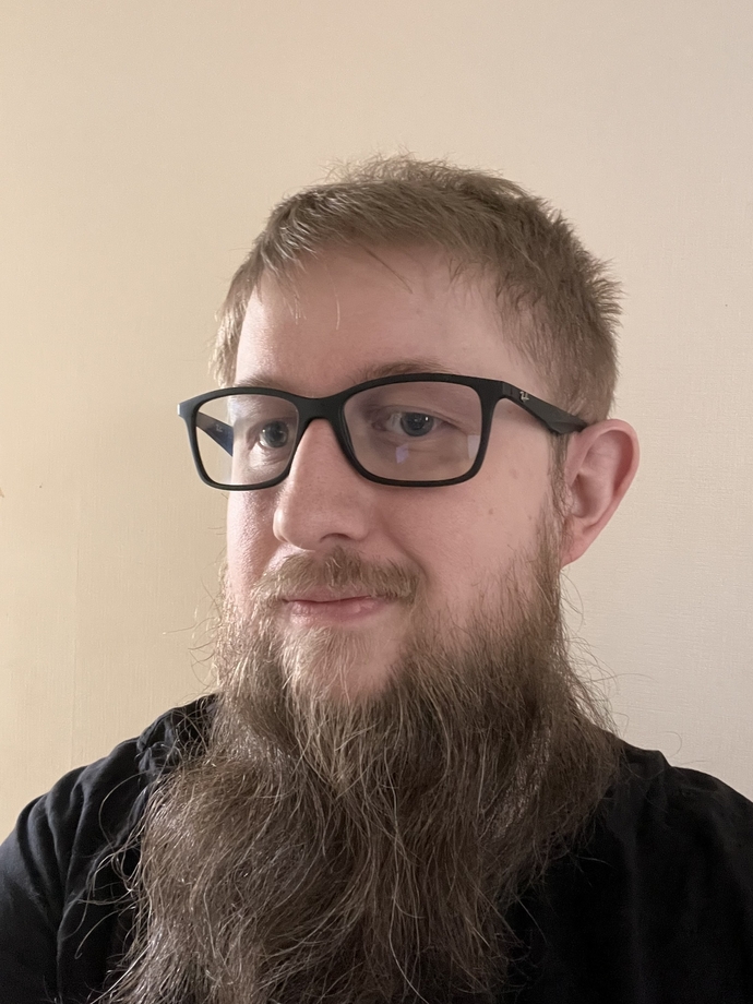 Profile headshot photo of Dr Tim Bashford