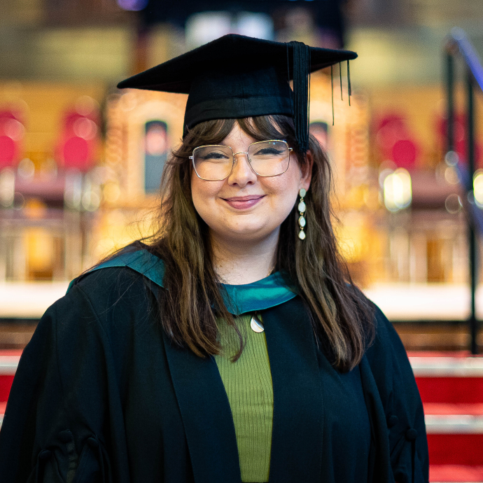 an image of Ellie Jones