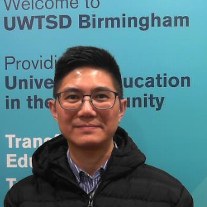 Chung Lai Johnny Wan Headshot