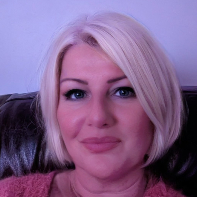 Michaela Schriek Headshot