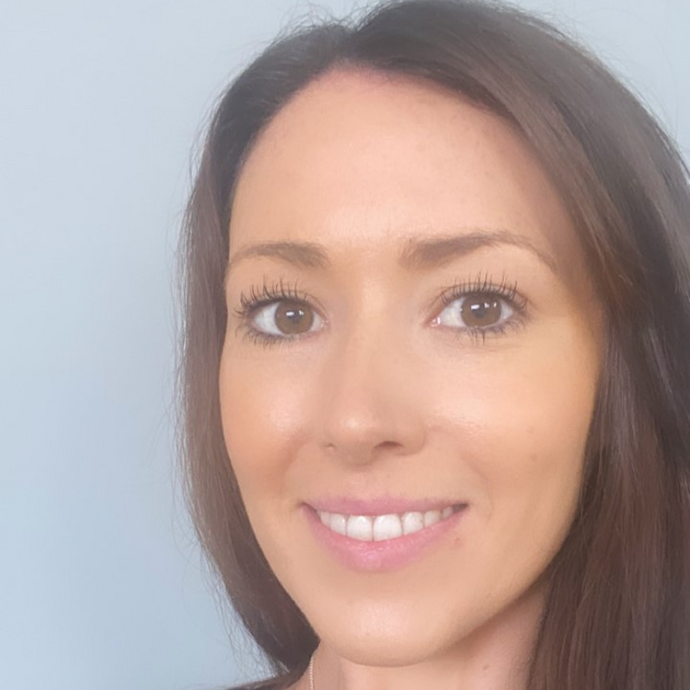 Natasha Davies Headshot