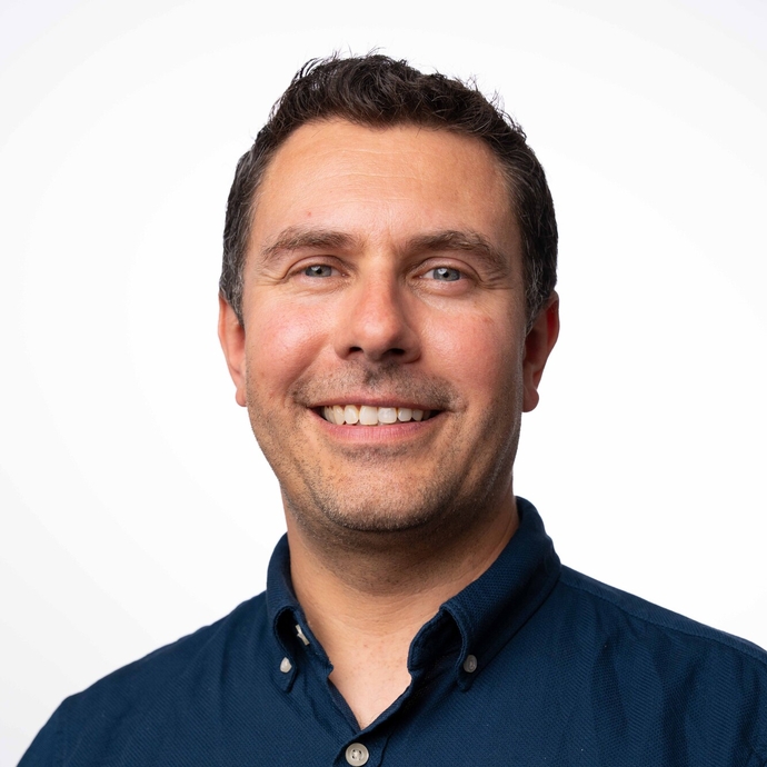 Brett Aggersberg Headshot