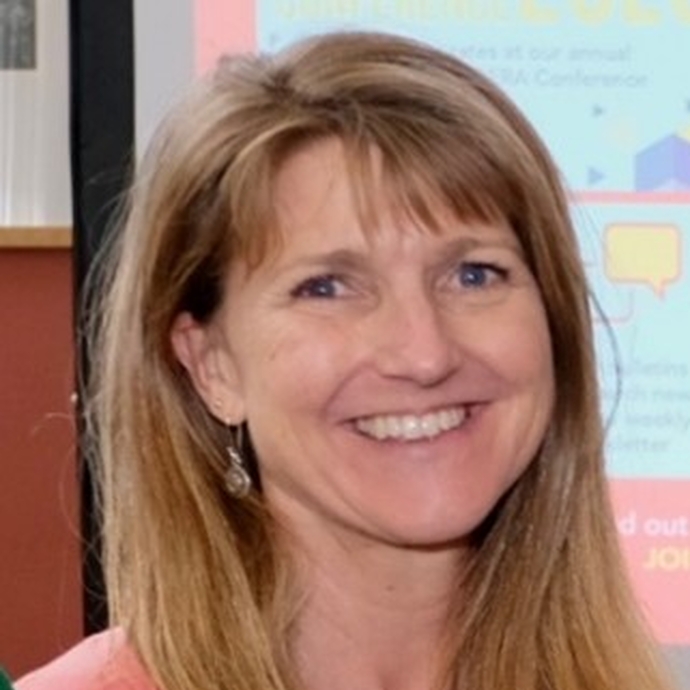 Headshot of Jane Waters-Davies