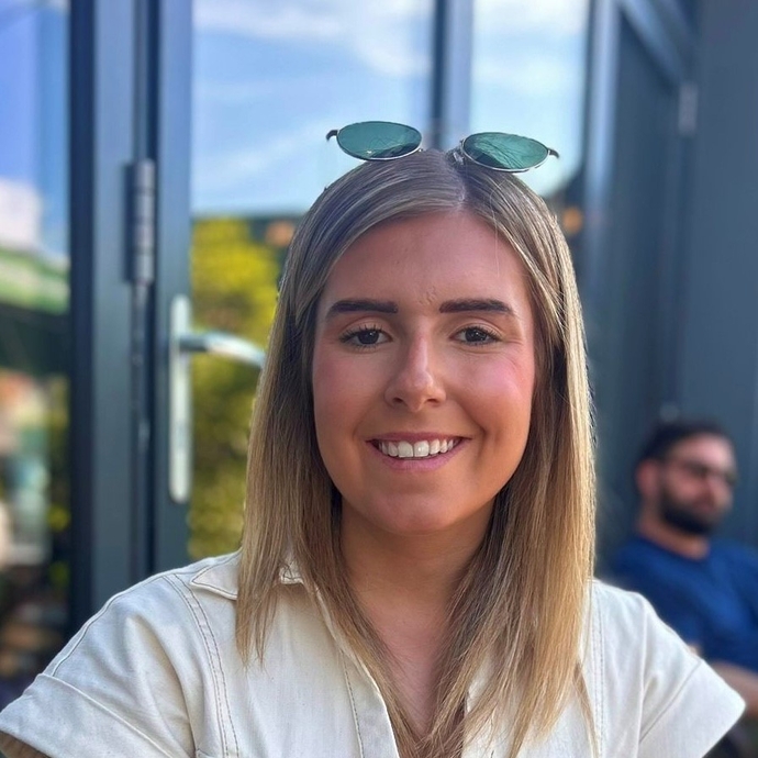 photo  of Sioned Raymond
